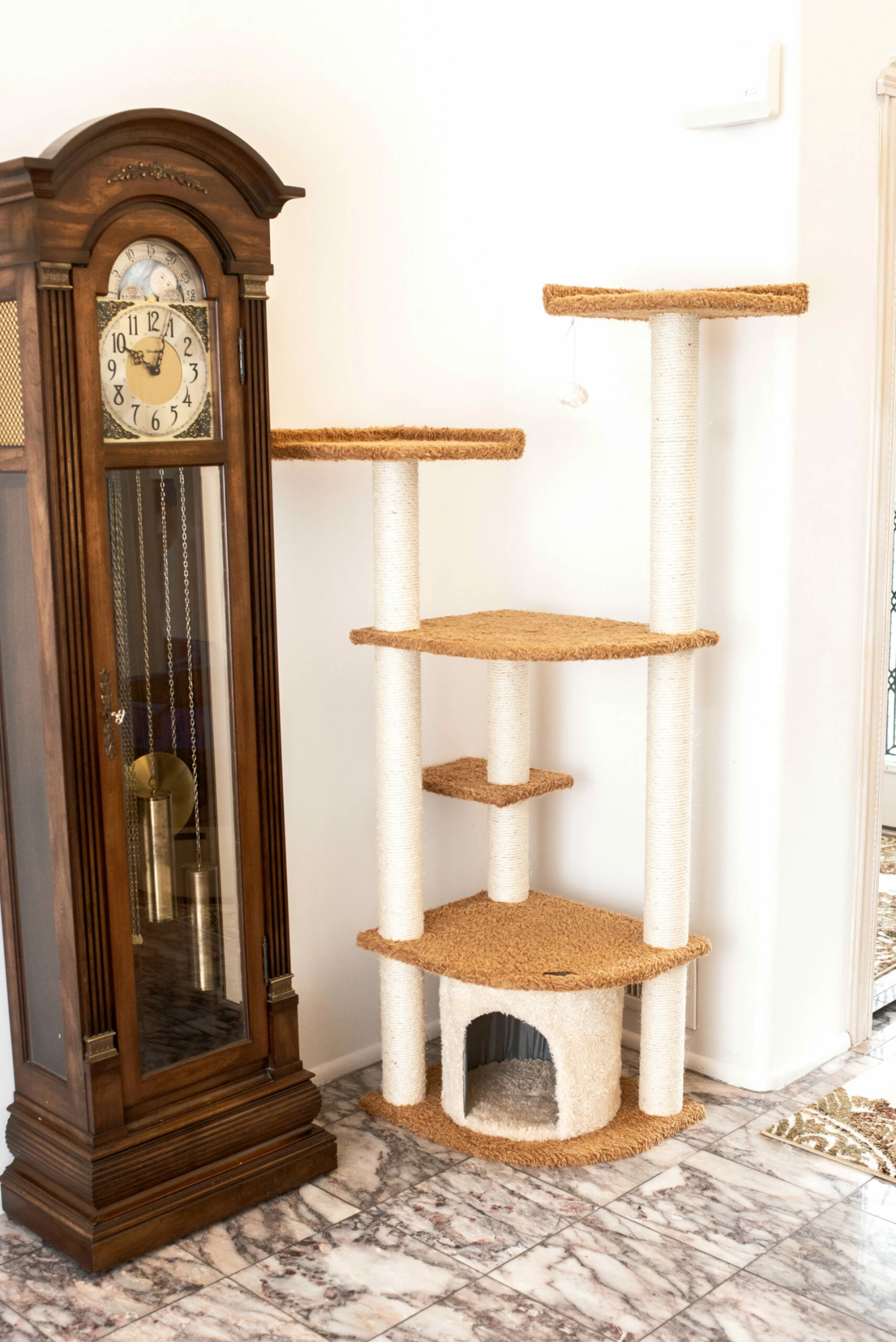 Outlet π AeroMark International Inc Chocolate Ultra Thick Faux Fur Cat Scratching Furniture For Cats Play π 4 Outlet π AeroMark International Inc Chocolate Ultra Thick Faux Fur Cat Scratching Furniture For Cats Play π - Image 2